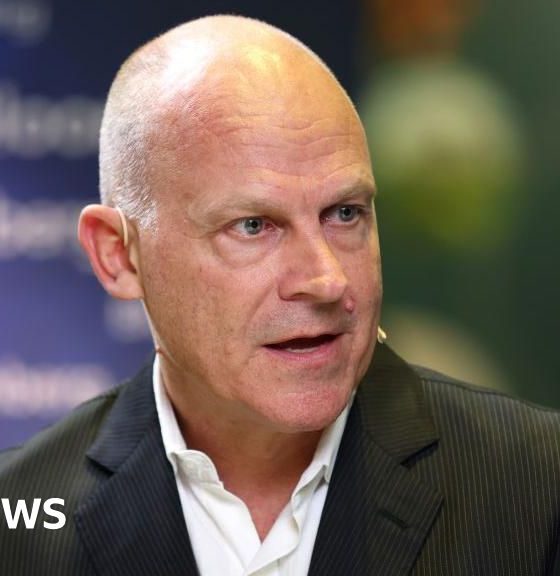 Air India CEO steps down early as losses mount