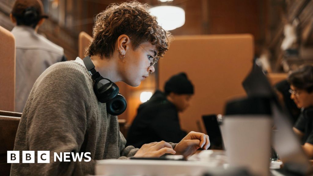 'Huge relief' as students given loans 'in error' get repayment reprieve