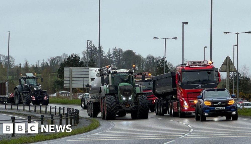 Fuel protests spread as tractors and trucks disrupt traffic