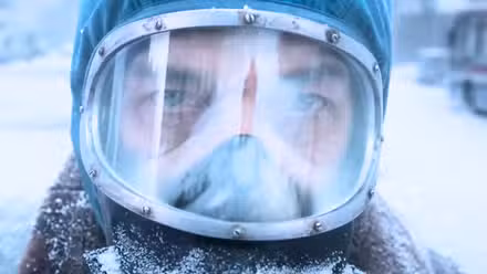 A man in a mask in The Eternaut