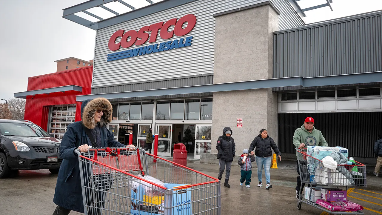Costco expansion aims to ease overcrowded stores with 30 new sites a year
