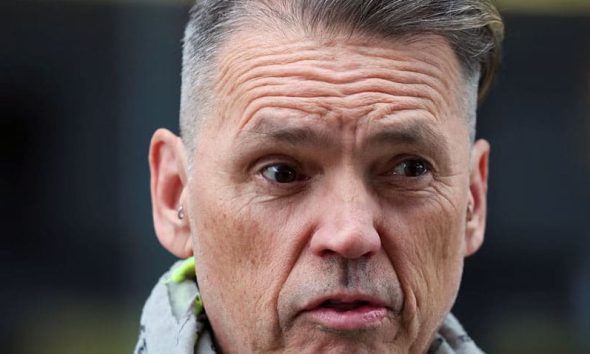 Dale Vince Urges Ed Miliband to Ban North Sea Oil Exports Amid Iran War Energy Crisis