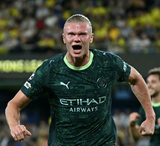 Nicolas Jackson celebrates his goal for Chelsea against Brentford in the Premier League