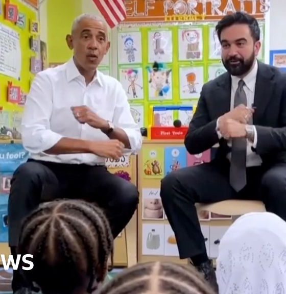 Obama and Mamdani sing with children in New York