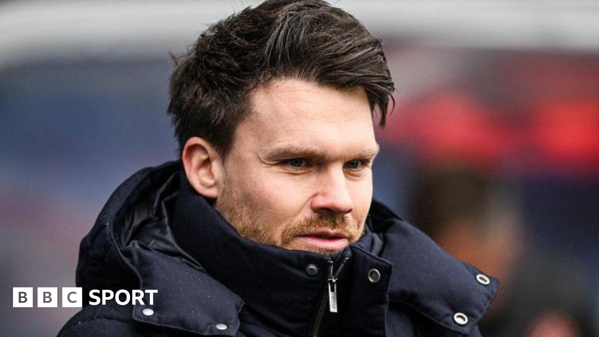 Rangers head coach Danny Rohl during a Premiership match between Rangers and Dundee United