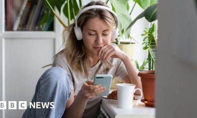 Why Spotify has no button to filter out AI music