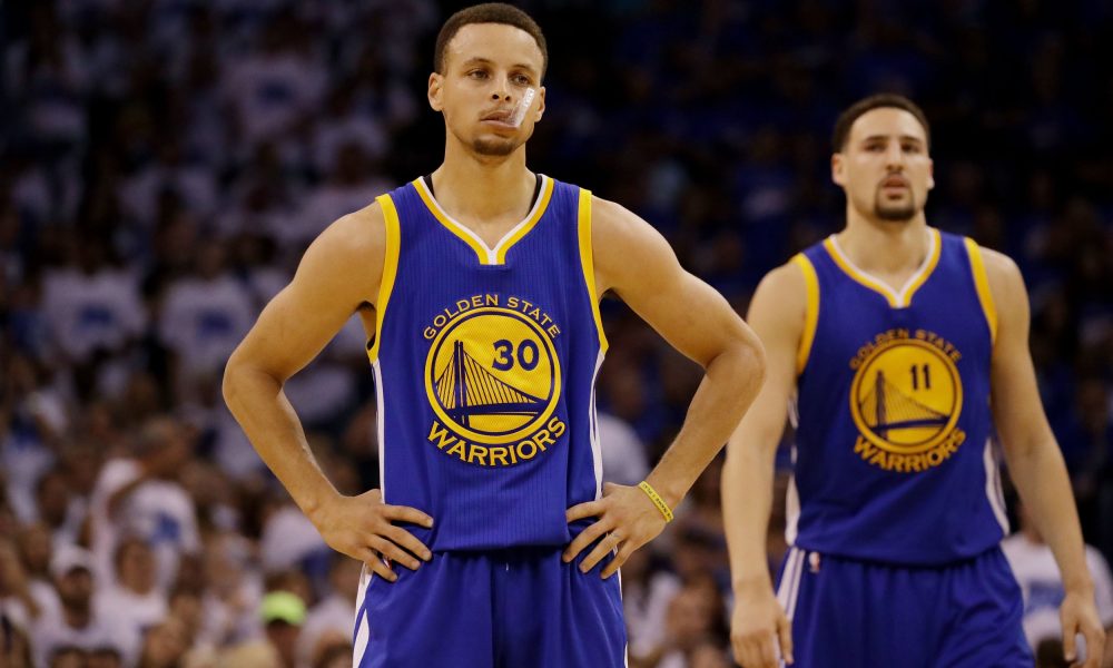 Golden State's Stephen Curry, left, and Klay Thompson, right face a must-win situation in Game 4 of the Western Conference Finals.