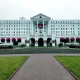 Justice family sues to block Greenbrier takeover amid debt fight