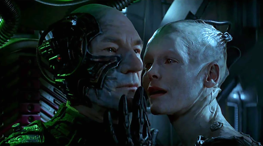 Star Trek's Borg Queen Was Head Of Starfleet Medical