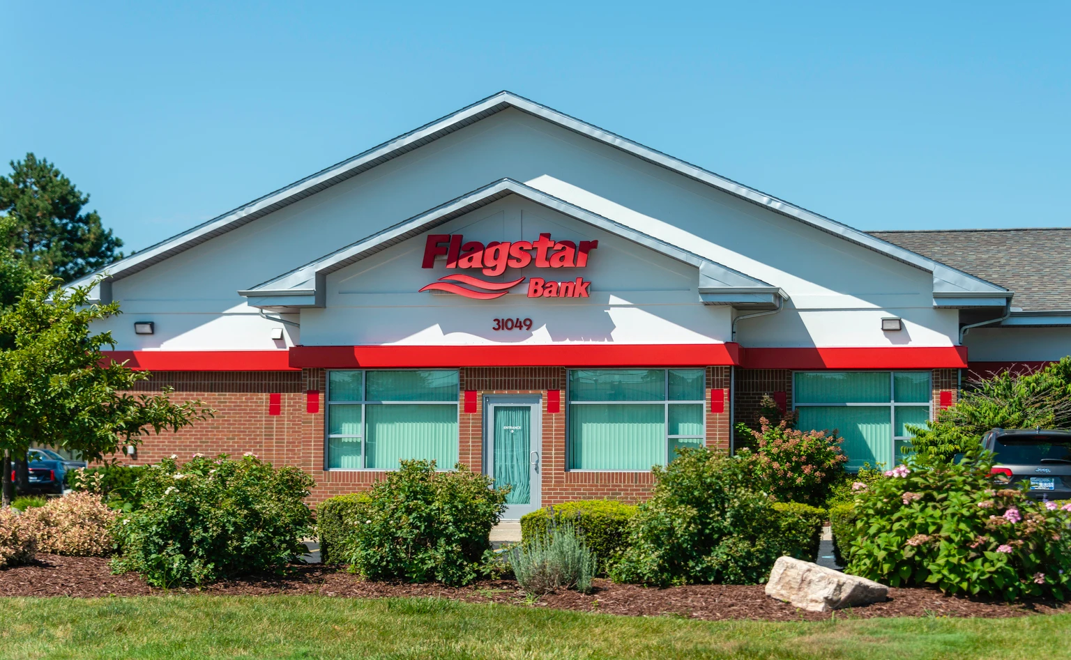Flagstar Bank Stock: Back-To-Back Profitability And Credit Rating Upgrade (NYSE:FLG)