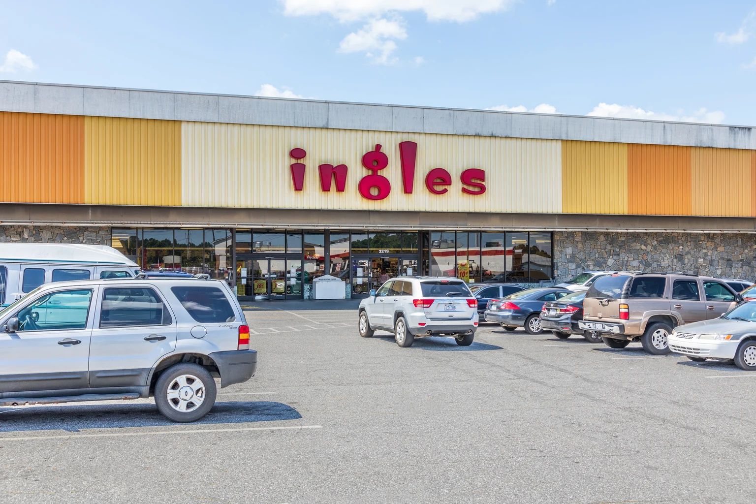 Ingles Markets' Surge Doesn't Mean Its Discount Is Gone (NASDAQ:IMKTA)