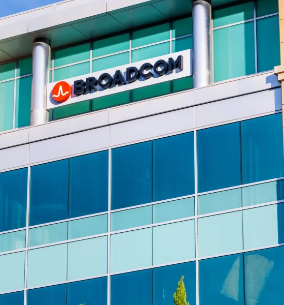 Broadcom Is Ready To Wake Up From Its Slumber (NASDAQ:AVGO)