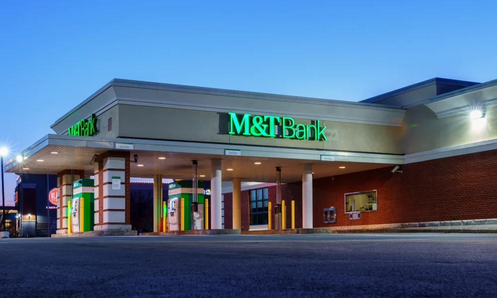M&T Bank: Robust Performance In Q1 (NYSE:MTB)