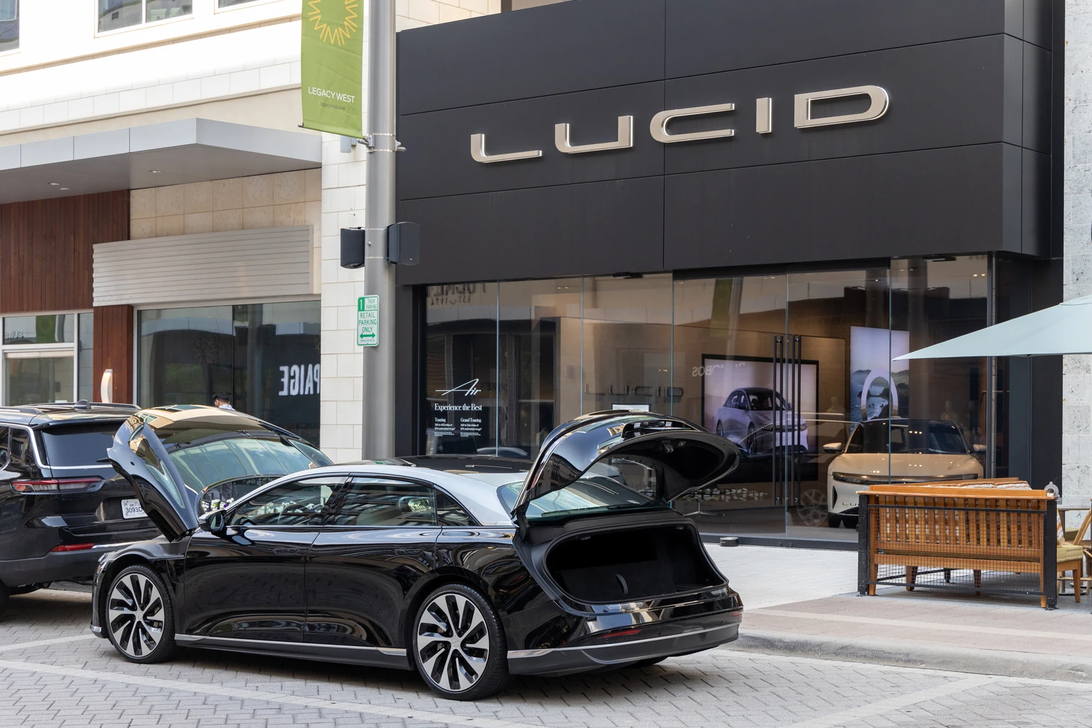 Lucid: Robotaxi Deal And BOM Cost Reductions To Drive Upside