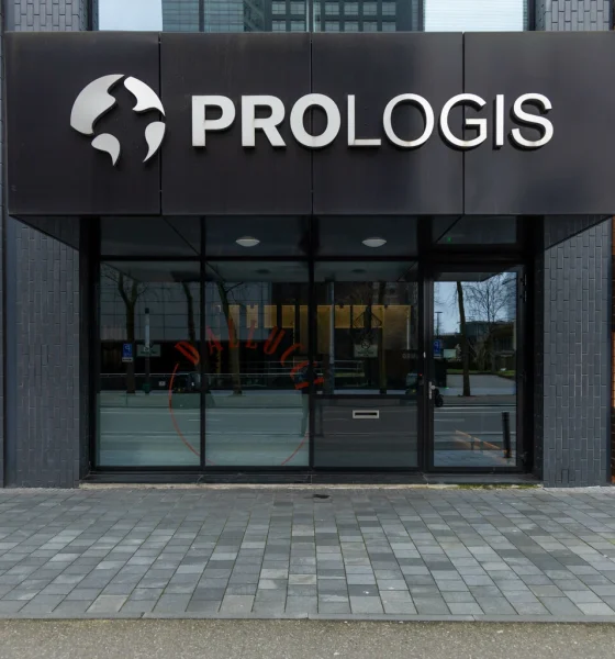 Prologis Stock: Solid Results & Outlook, But No Bargain (NYSE:PLD)
