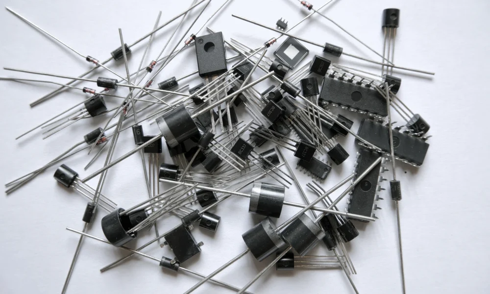 Vishay Intertechnology Stock: Be Cautious When A Stock Goes Vertical (NYSE:VSH)