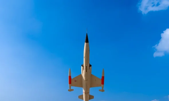 Starfighters Space: Bootstrap Approach To Space Industry But Scaling Challenges