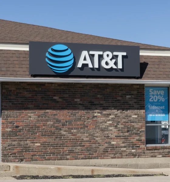 AT&T: Locking In A Fixed Yield Ahead Of Large Investment Cycle (NYSE:T)