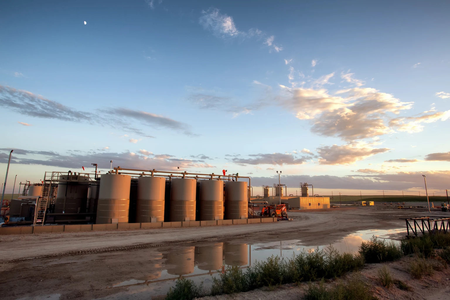 Hess Midstream: Iran Conflict Reduces Bakken Production Fears