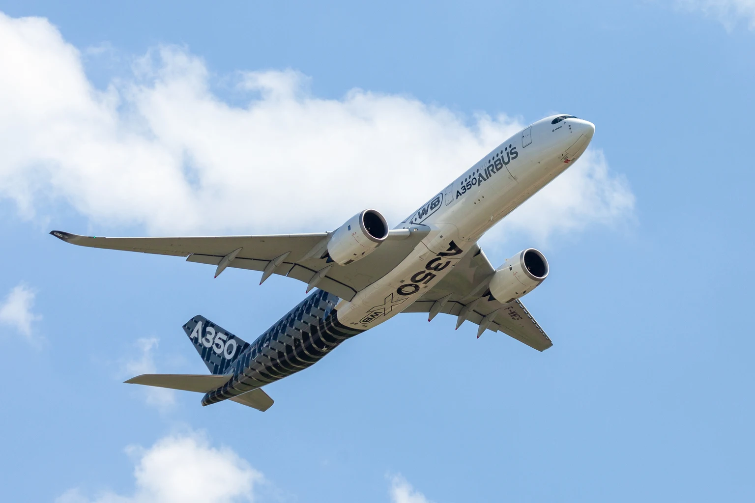 Airbus: Orders Explode, But Delivery Crisis Deepens