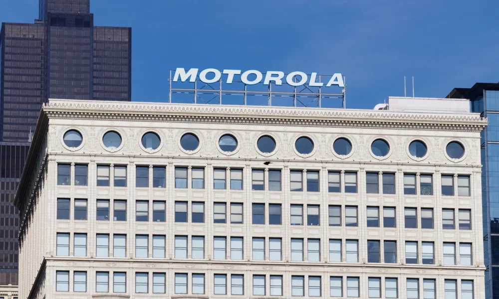 Motorola Solutions: Relationships, LTS Contracts And Predictable Refresh Cycles To Drive Growth