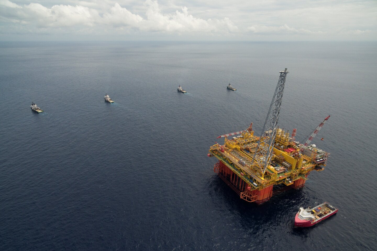 Inpex faces LNG strike threat