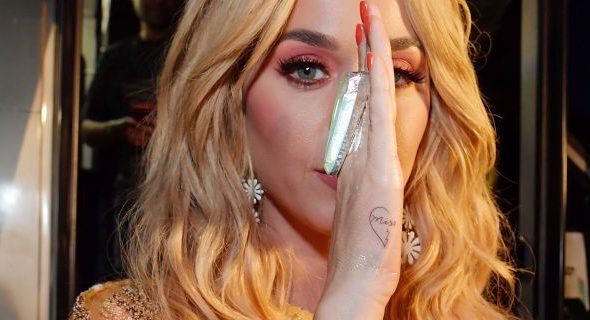 Katy Perry heart tattoo