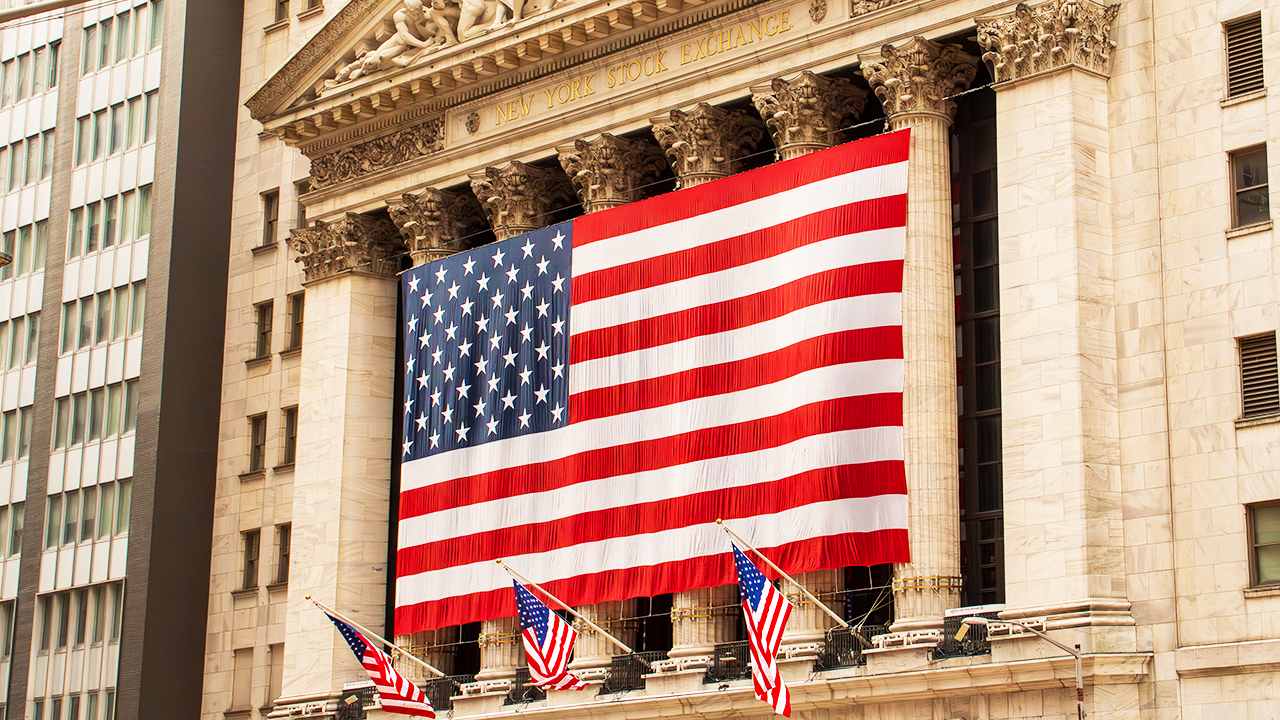 Strategist says teen investing could mean millions more in retirement