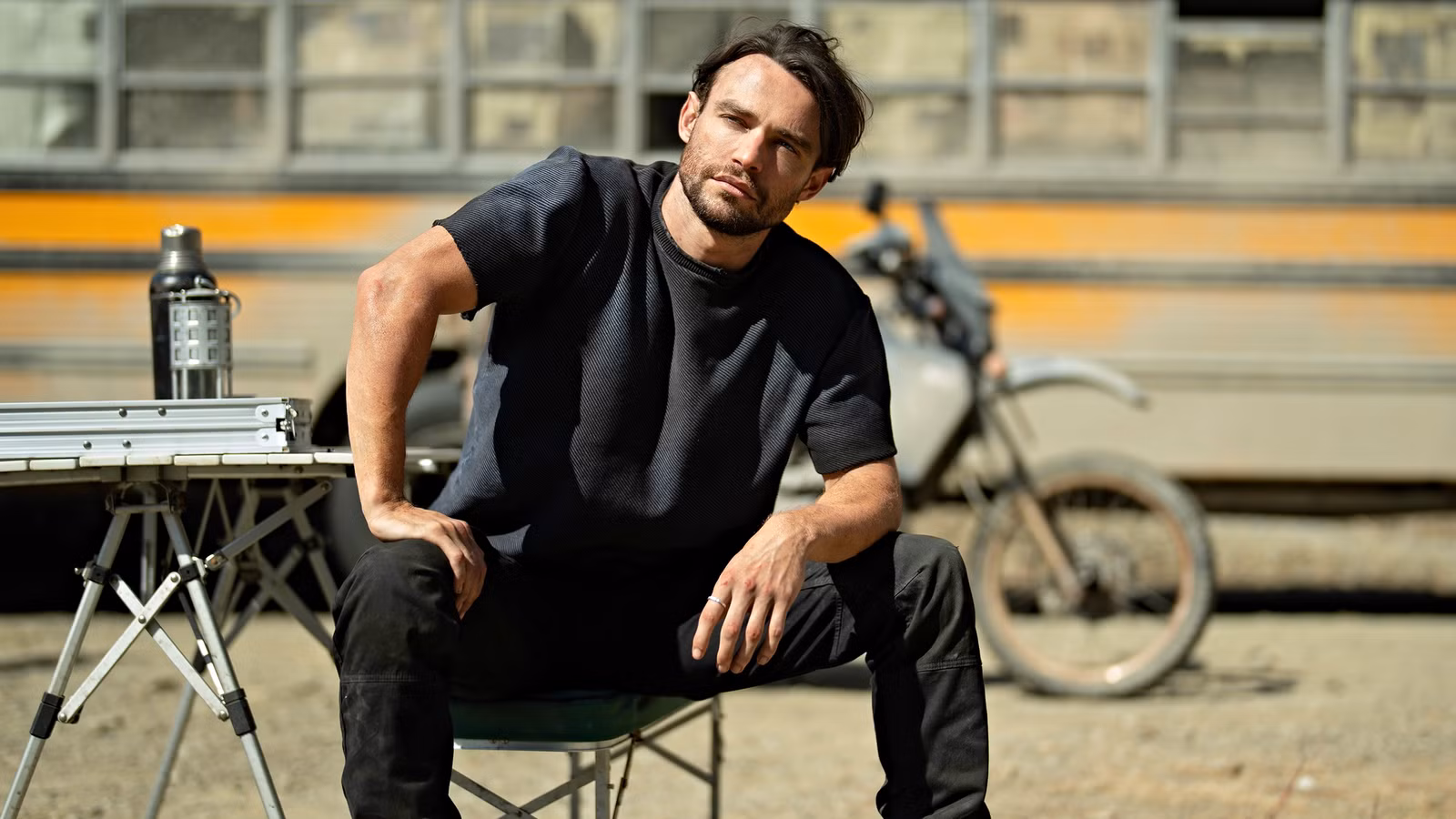 Thomas Doherty as Link in Paradise Season 2