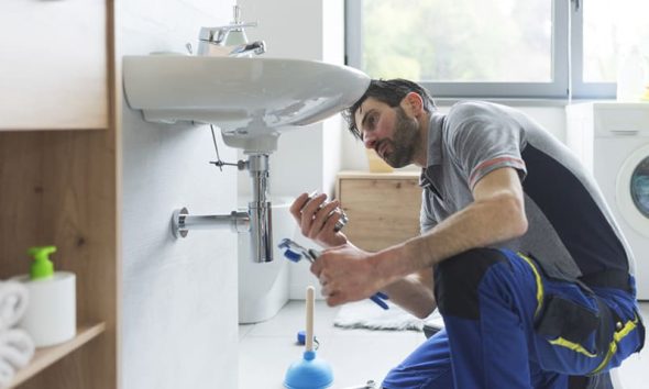 How Hiring a Local Plumber Transforms Emergency Plumbing Situations