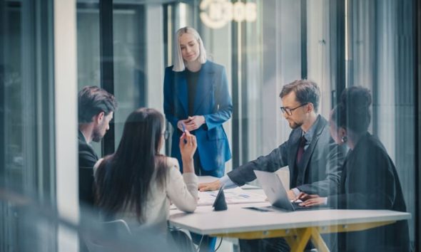 UK firms hit by energy and supply shocks but confidence remains resilient