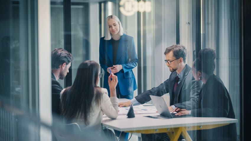 UK firms hit by energy and supply shocks but confidence remains resilient