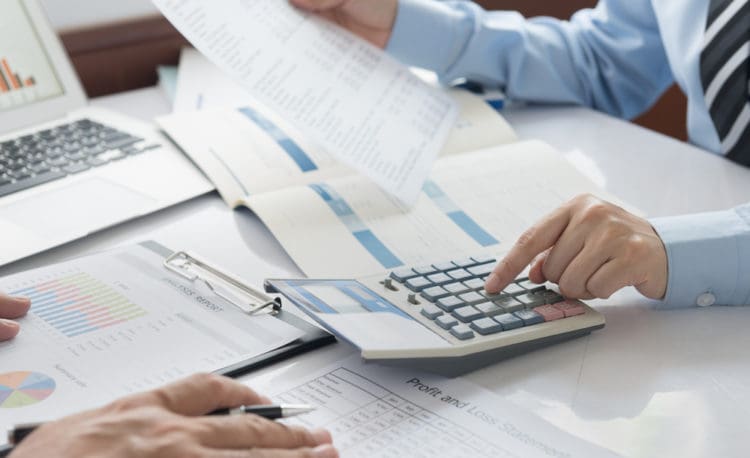 Five Things a Good Small Business Accountant in London Saves You