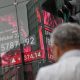 Asian stocks gain as oil falls