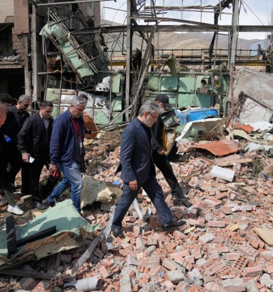 Trump sets Strait of Hormuz deadline as Iran offers reward for missing US pilot