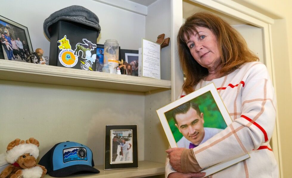 100 times stronger than fentanyl, carfentanil seizures surge