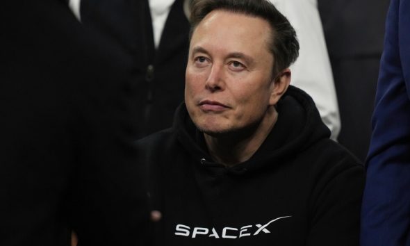SpaceX files initial paperwork to sell shares to the public and likely make Musk a trillionaire