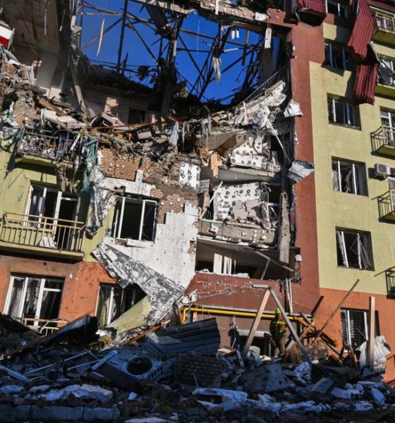 Russian attack kills 3 in Ukraine while Ukrainian drones target oil infrastructure.