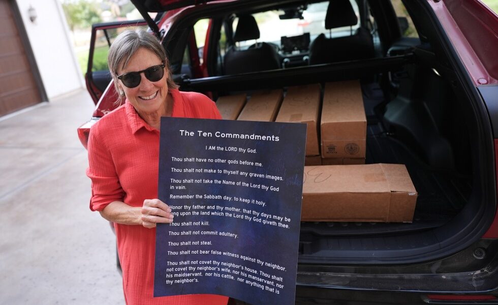 Texas can require public schools to display the Ten Commandments