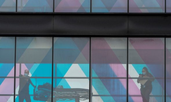 Colon cancer deaths are higher among less-educated young adults