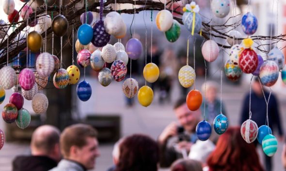 How to dye, store and decorate your Easter eggs