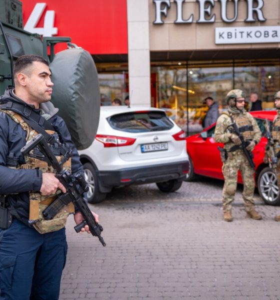 Ukrainian police kill gunman who killed 6, wounded 14 in Kyiv