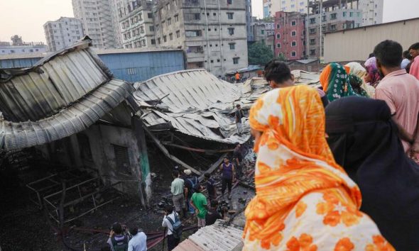 5 killed in gas lighter factory fire in Bangladesh
