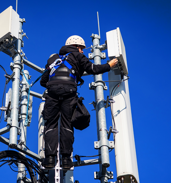 Demand surges for tower climbers as infrastructure buildout grows