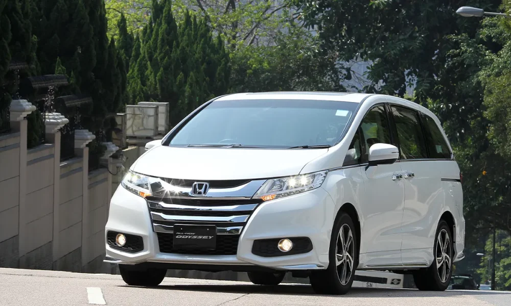 Honda recalls 440K Odyssey minivans over airbag deployment risk