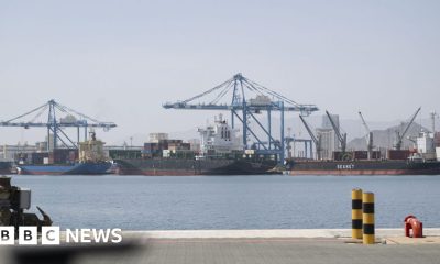 US strikes Iranian fast boats as Iran attacks UAE oil facility