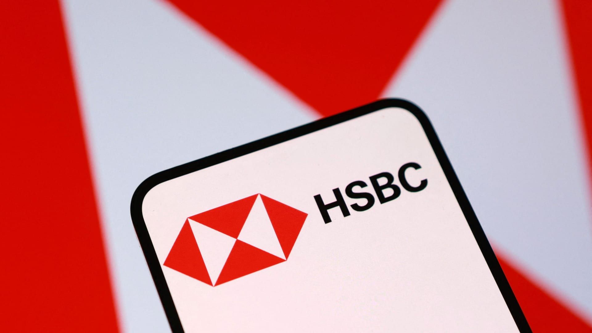 HSBC first-quarter pre-tax profit misses estimates on wider-than-expected credit losses