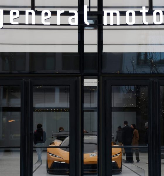 GM lays off 500-600 salaried IT workers to cut costs