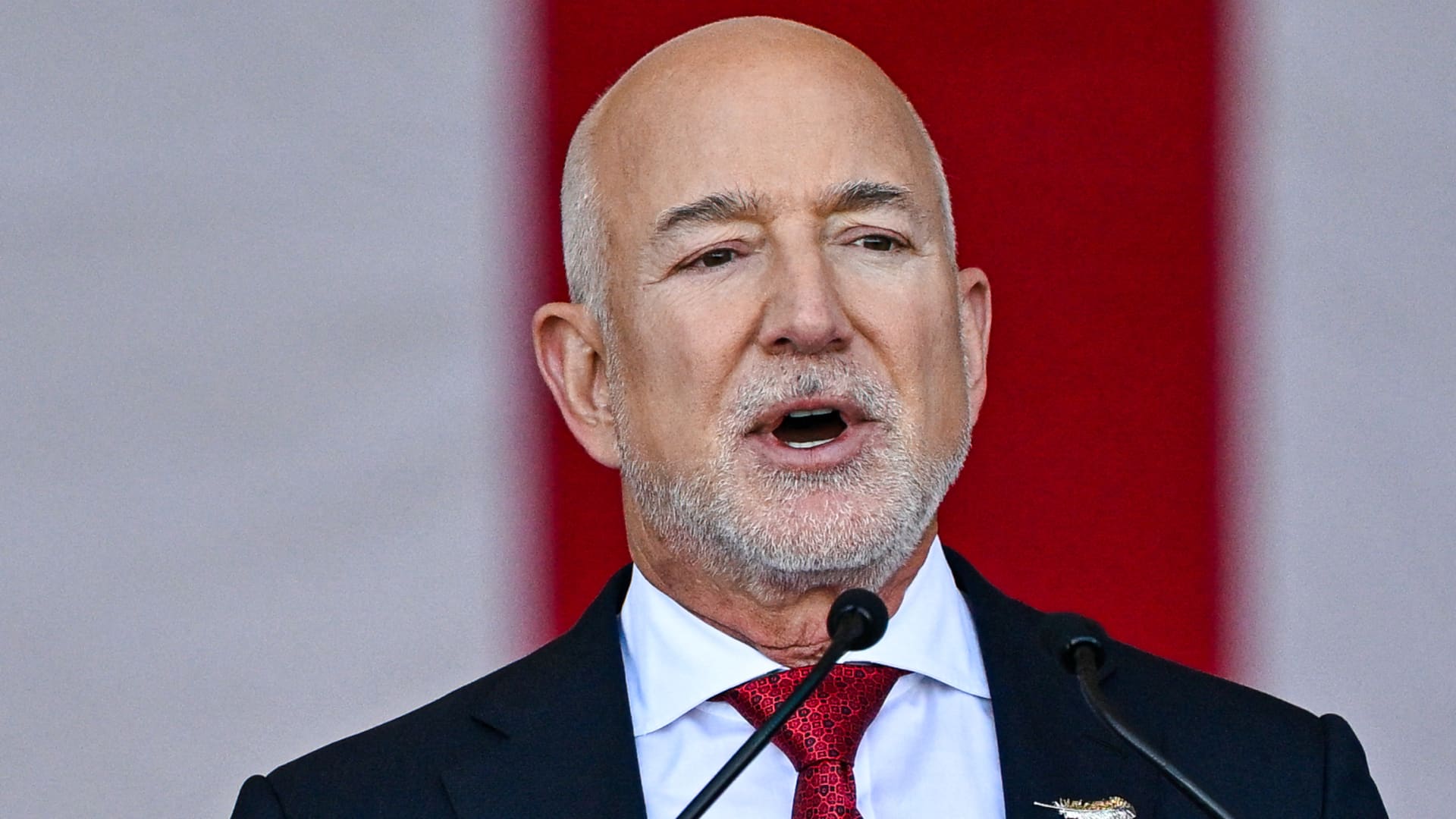 Jeff Bezos says ‘no truth’ to ‘buy borrow die’ tax strategy