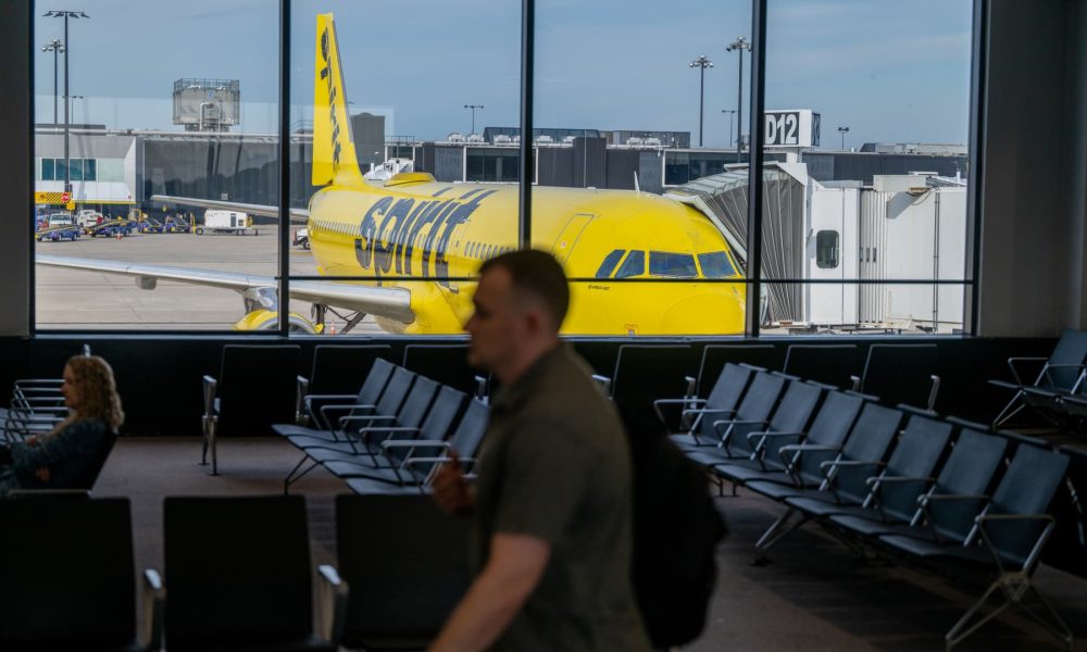 Spirit Airlines starts dismantling company after collapse